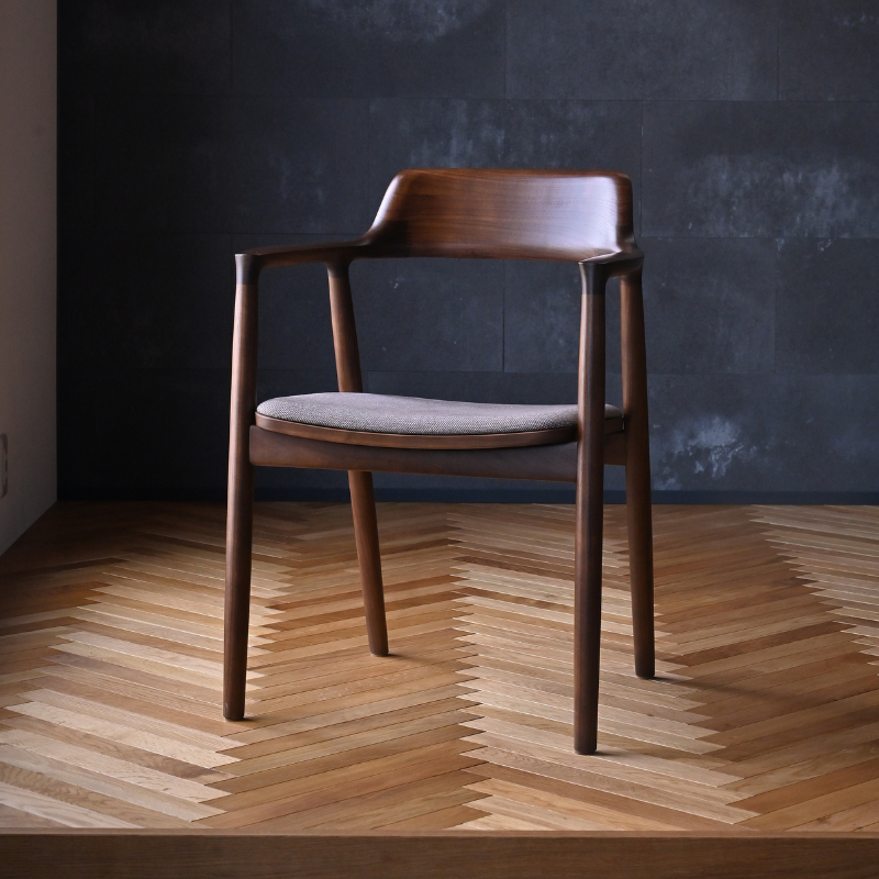 HIROSHIMA アームチェア(張座)ウォルナット – CoCokagu HIROSHIMA アームチェア(張座)ウォルナット – CoCokagu